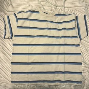 Boys’ Old Navy Striped Trendy T-Shirt in Size 8 (Medium)